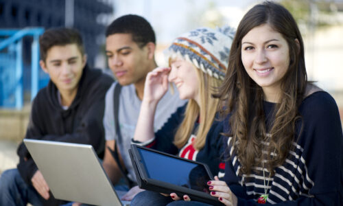 Transversal Skills and Competences applied to preventing radicalisation among youth